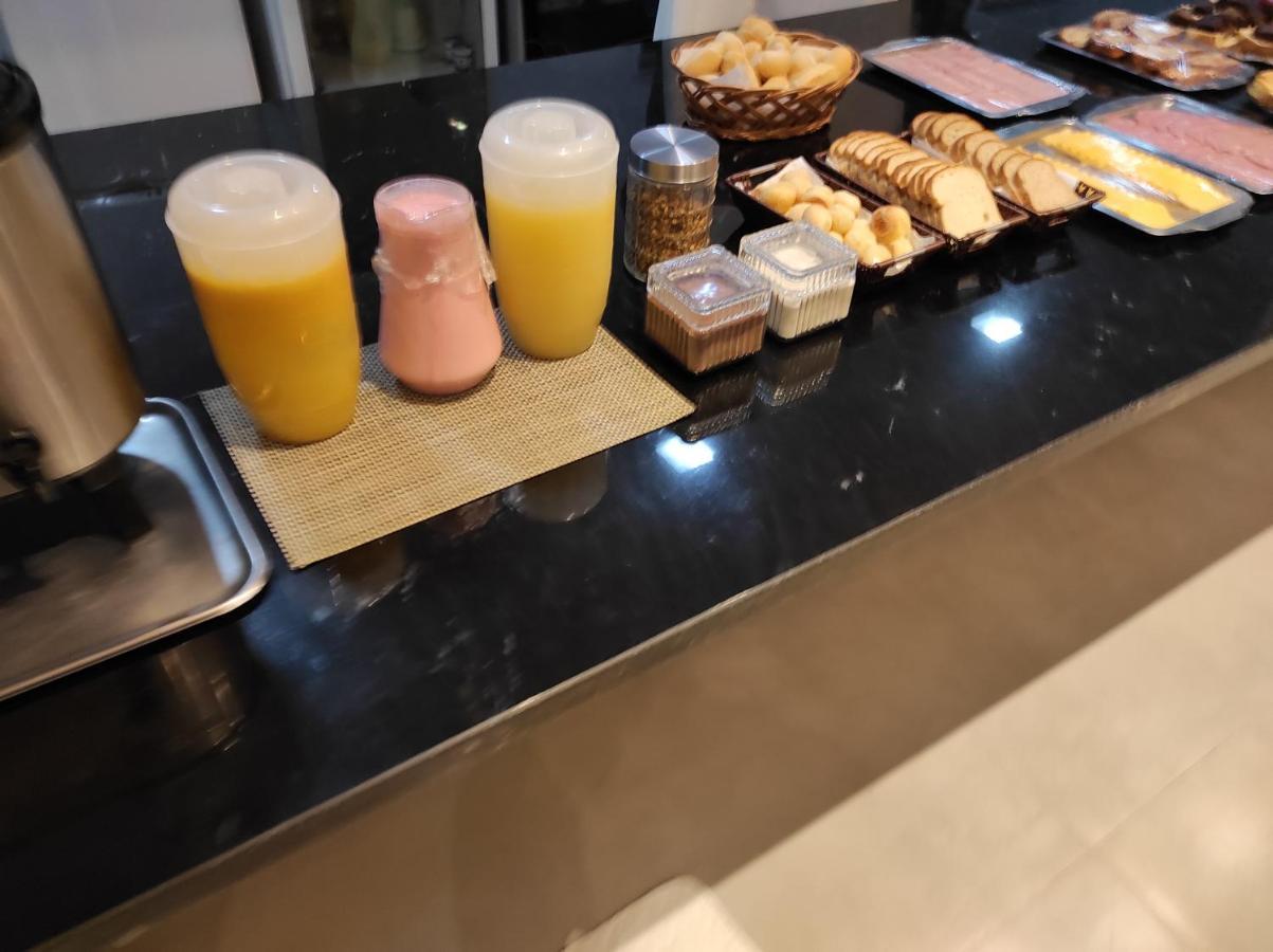 Liv Hotel Порту-Феррейра Экстерьер фото